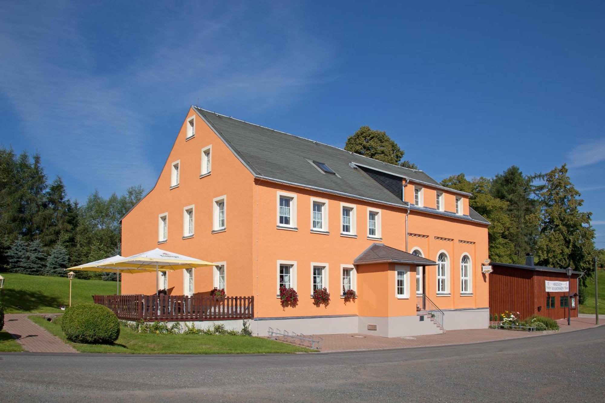 Wolfsgrunder Festhof Otel Dorfchemnitz Dış mekan fotoğraf